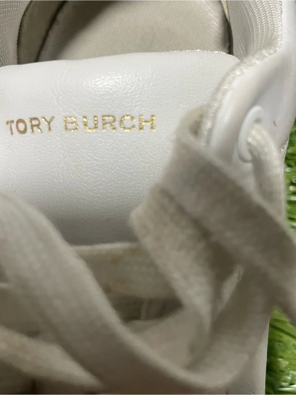 Tory Burch White Leather Lace Up Sneakers Women’s Size 7.5M Gold Logo